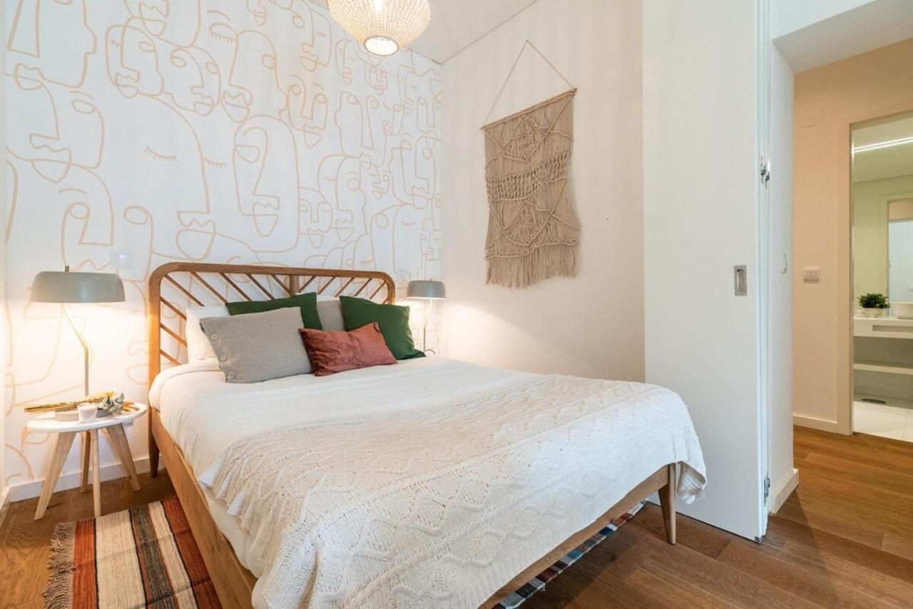 Graceful Design With Romantic View Lisbon