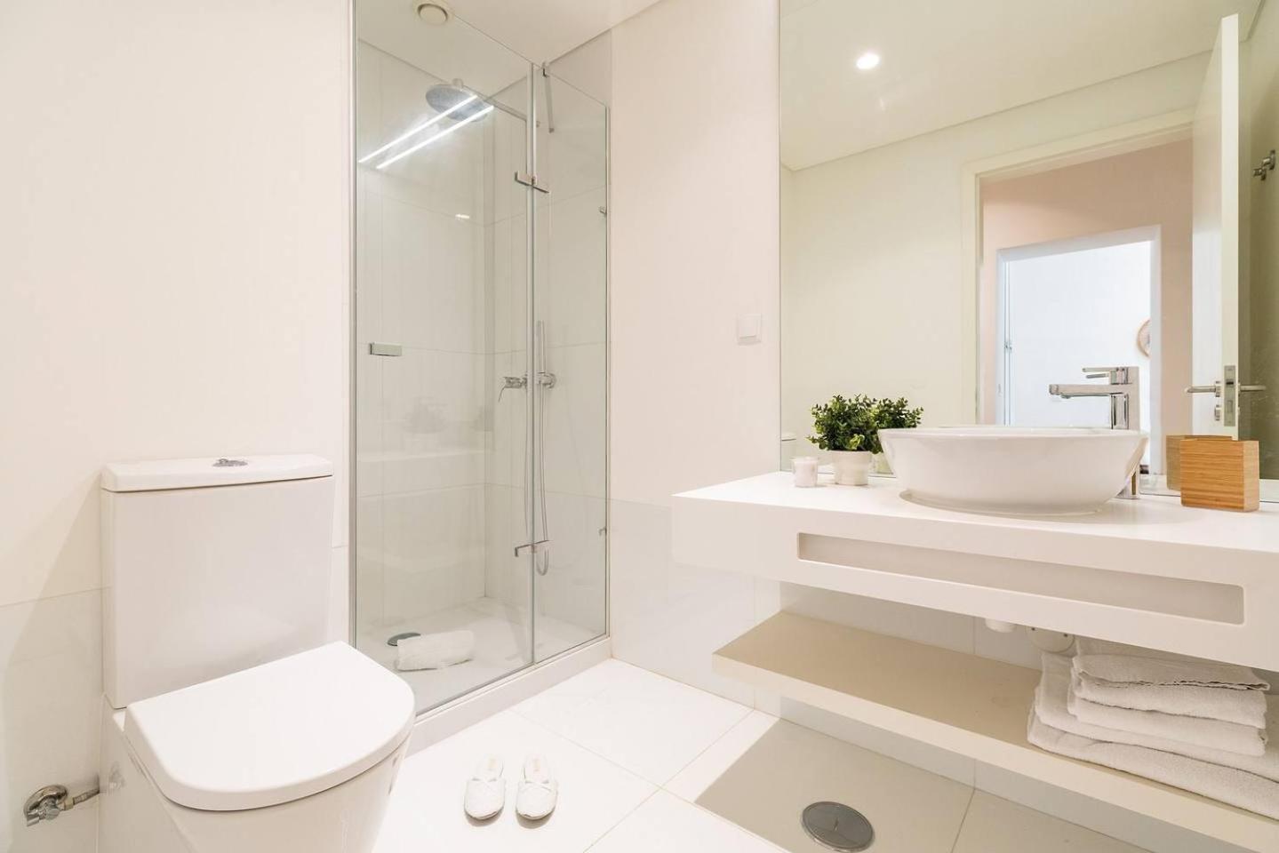 Graceful Design With Romantic View Apartment Lisbon